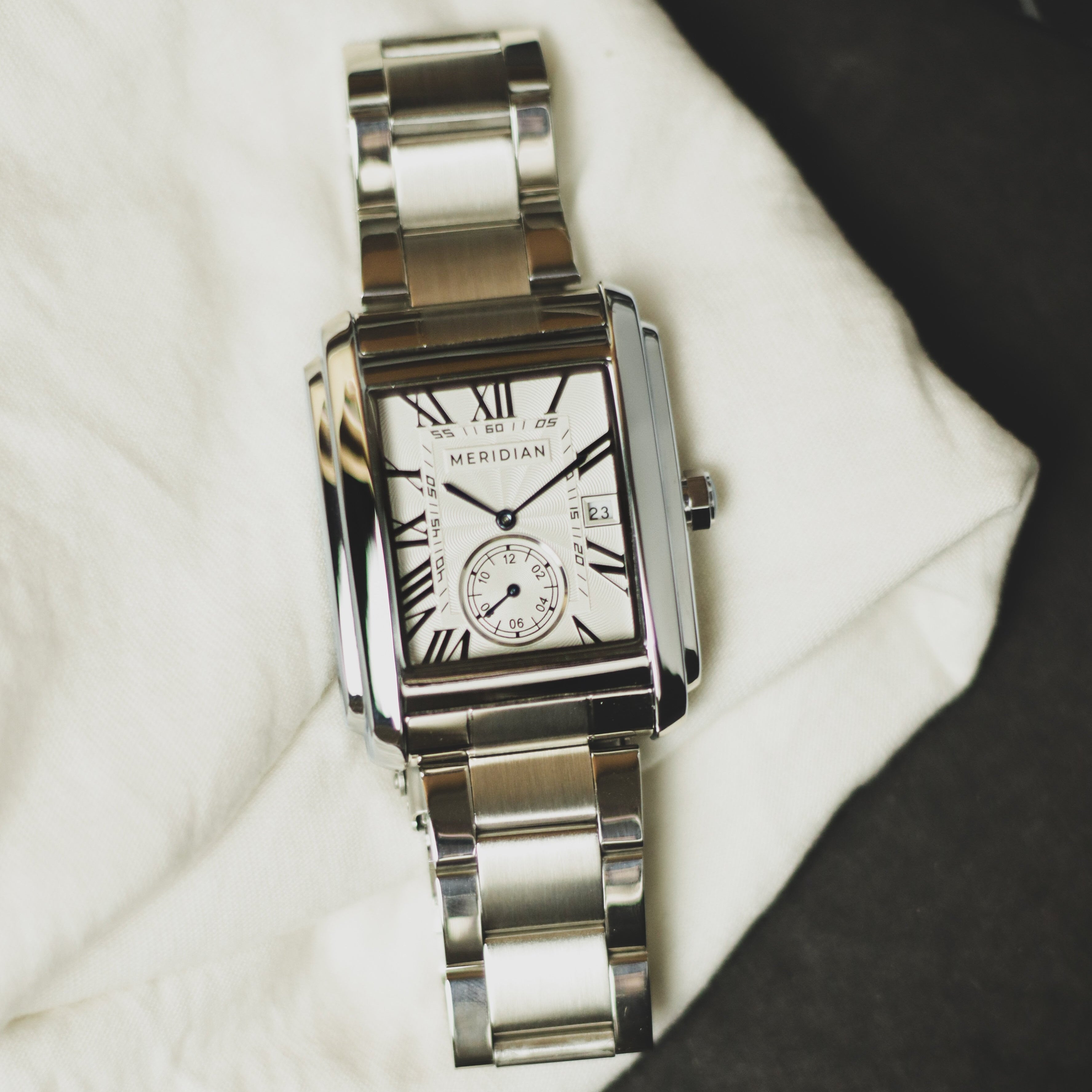 Heritage // Silver & White