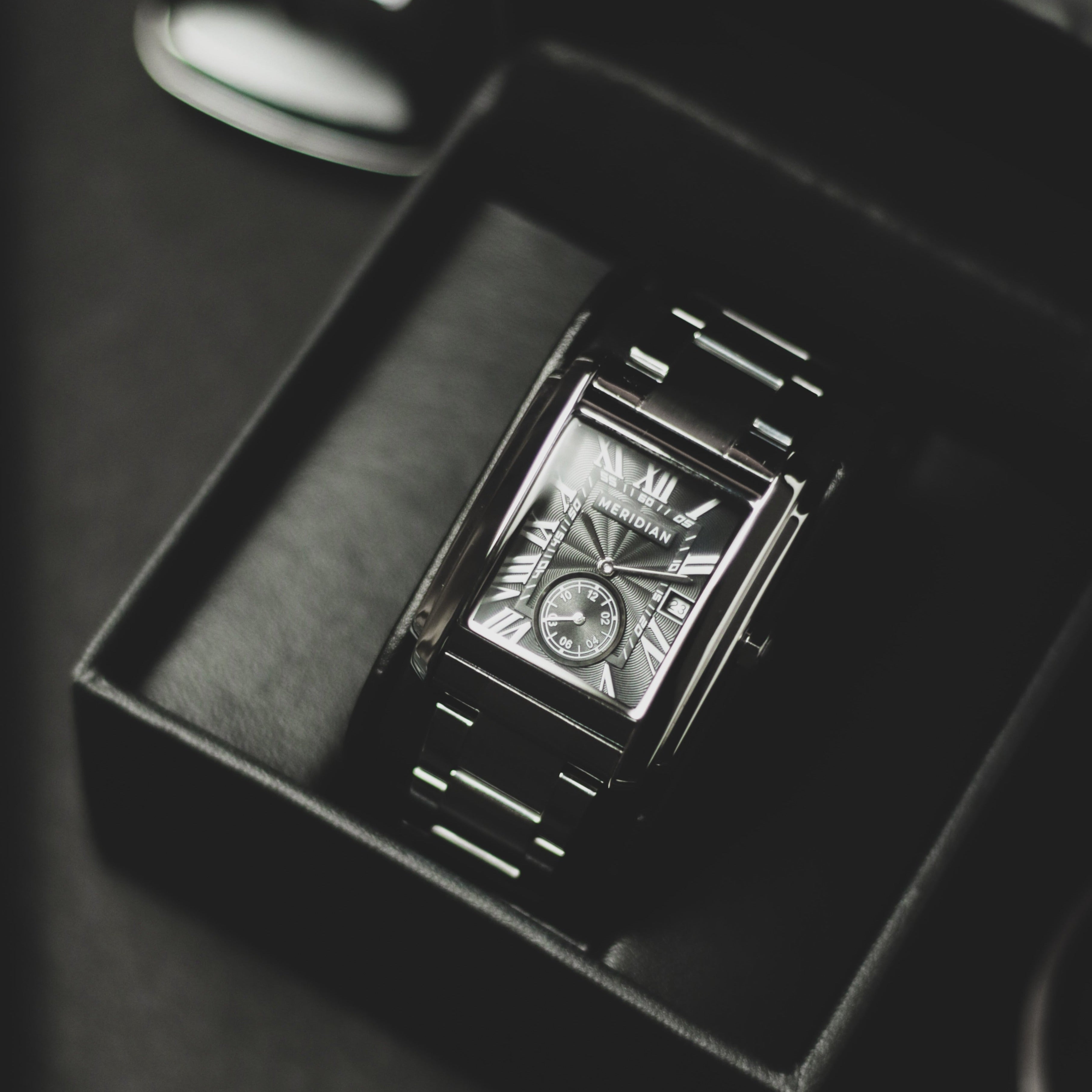 Heritage // Silver & Black