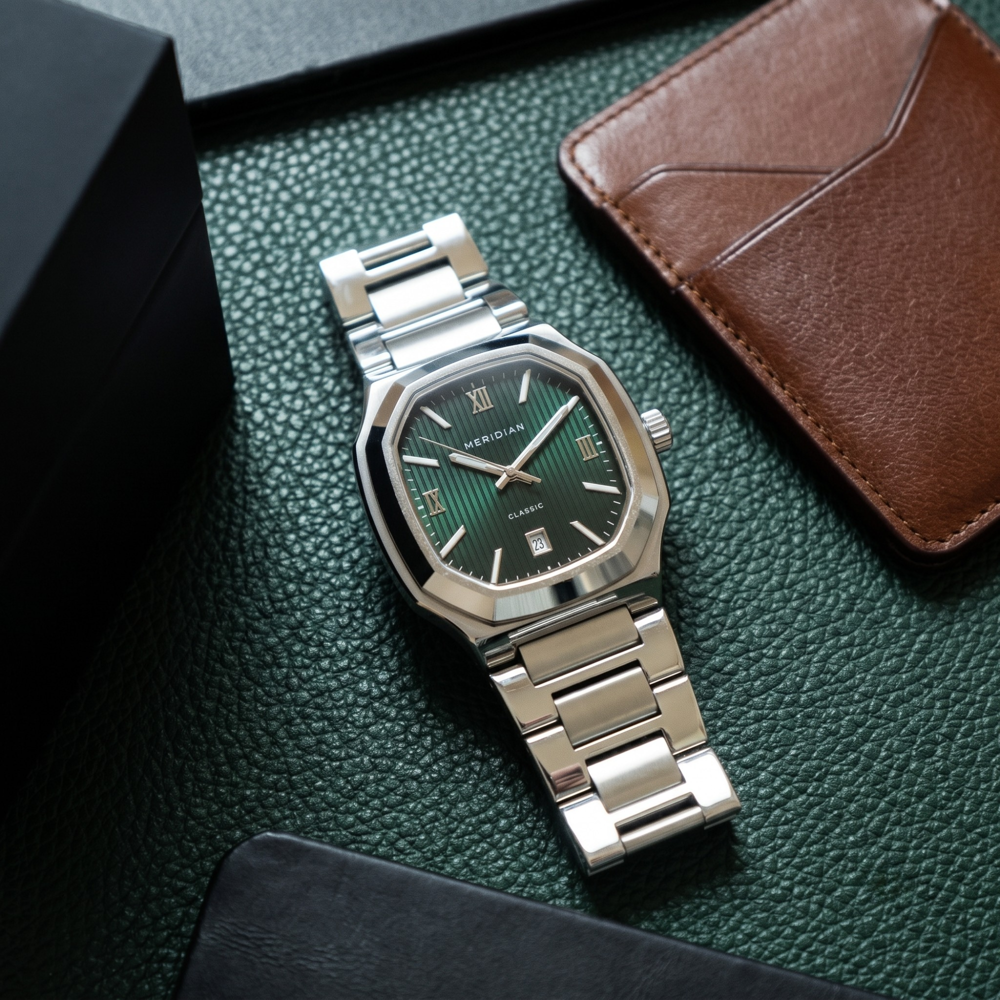 Classic // Silver & Green