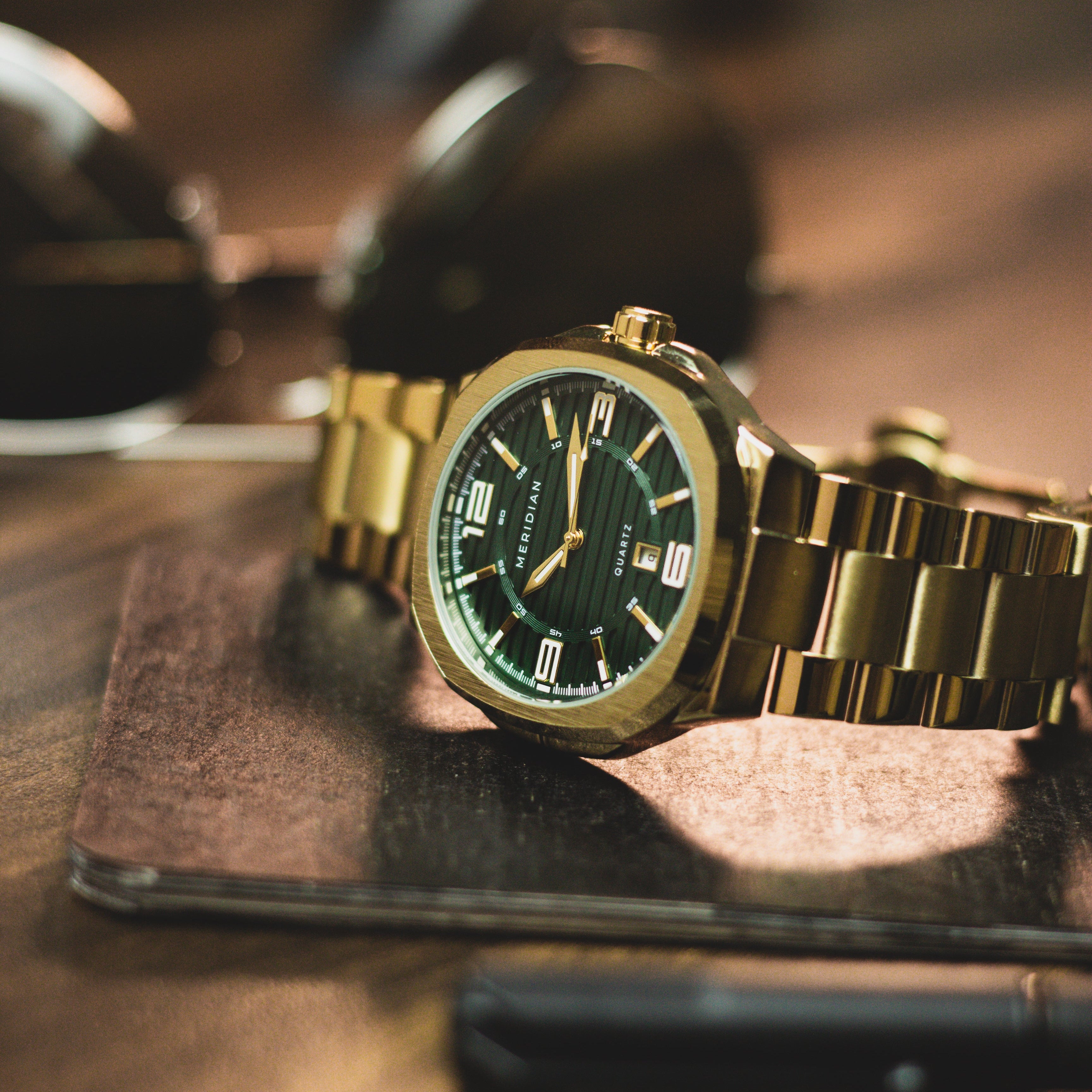 Prestige // Gold & Green