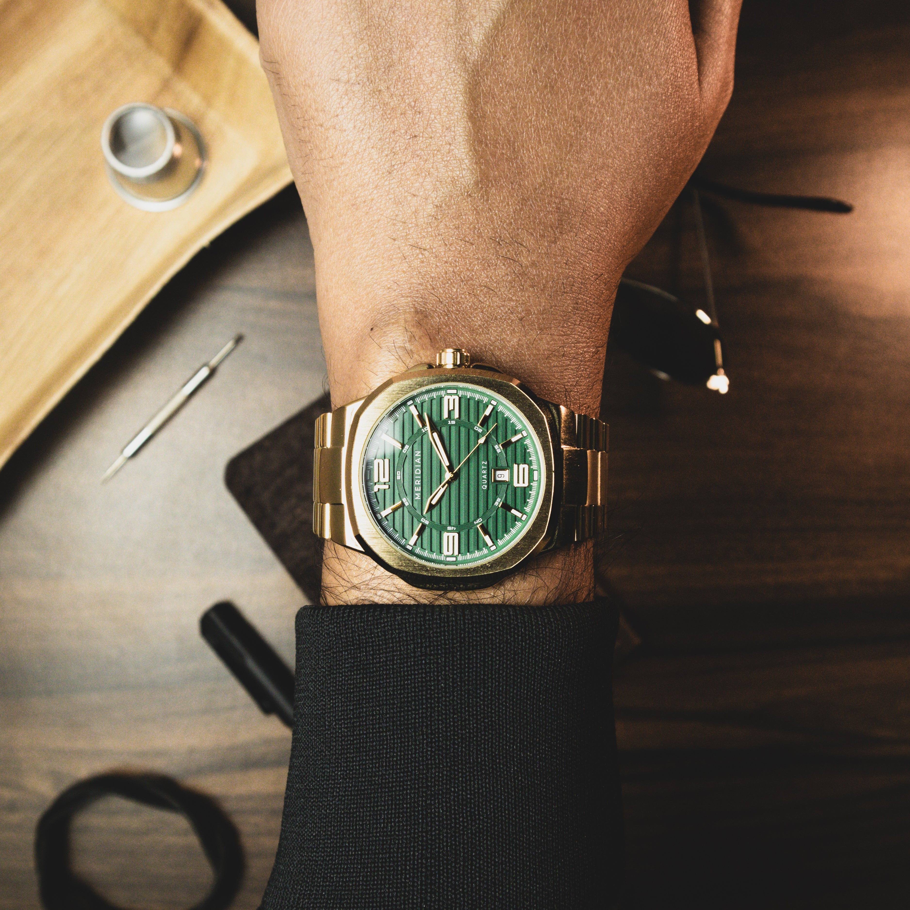 Prestige // Gold & Green