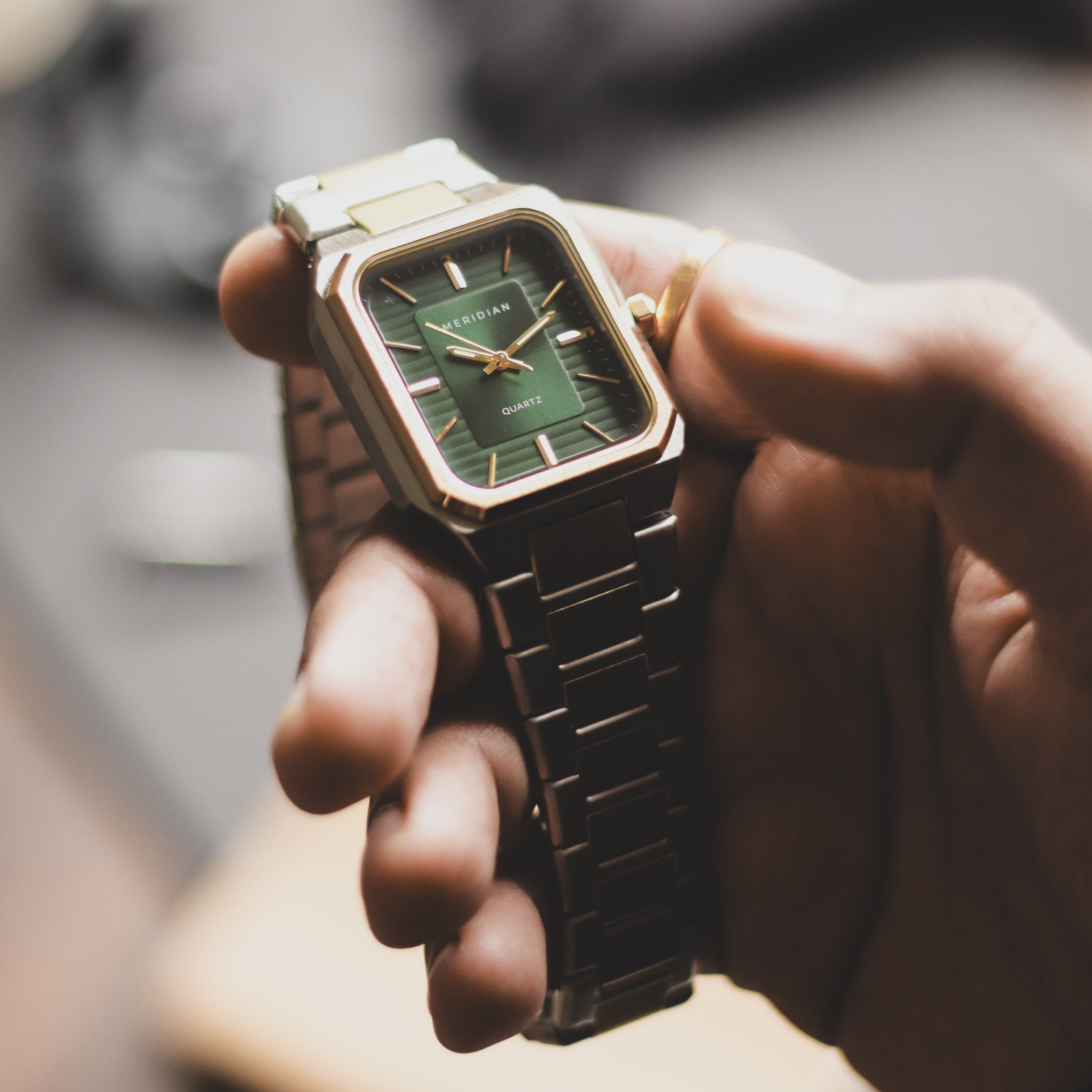 Classic // Silver, Gold & Green