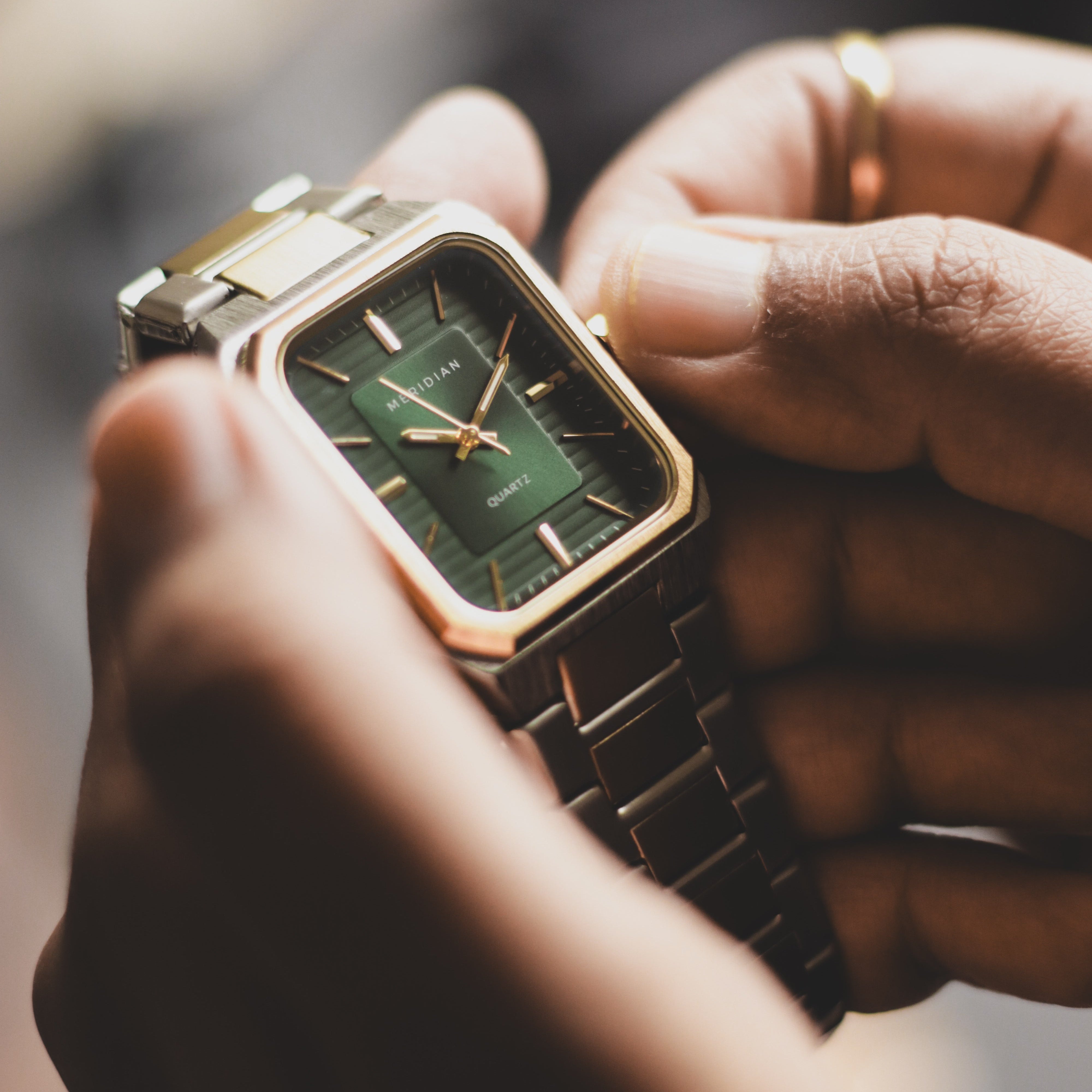 Classic // Silver, Gold & Green