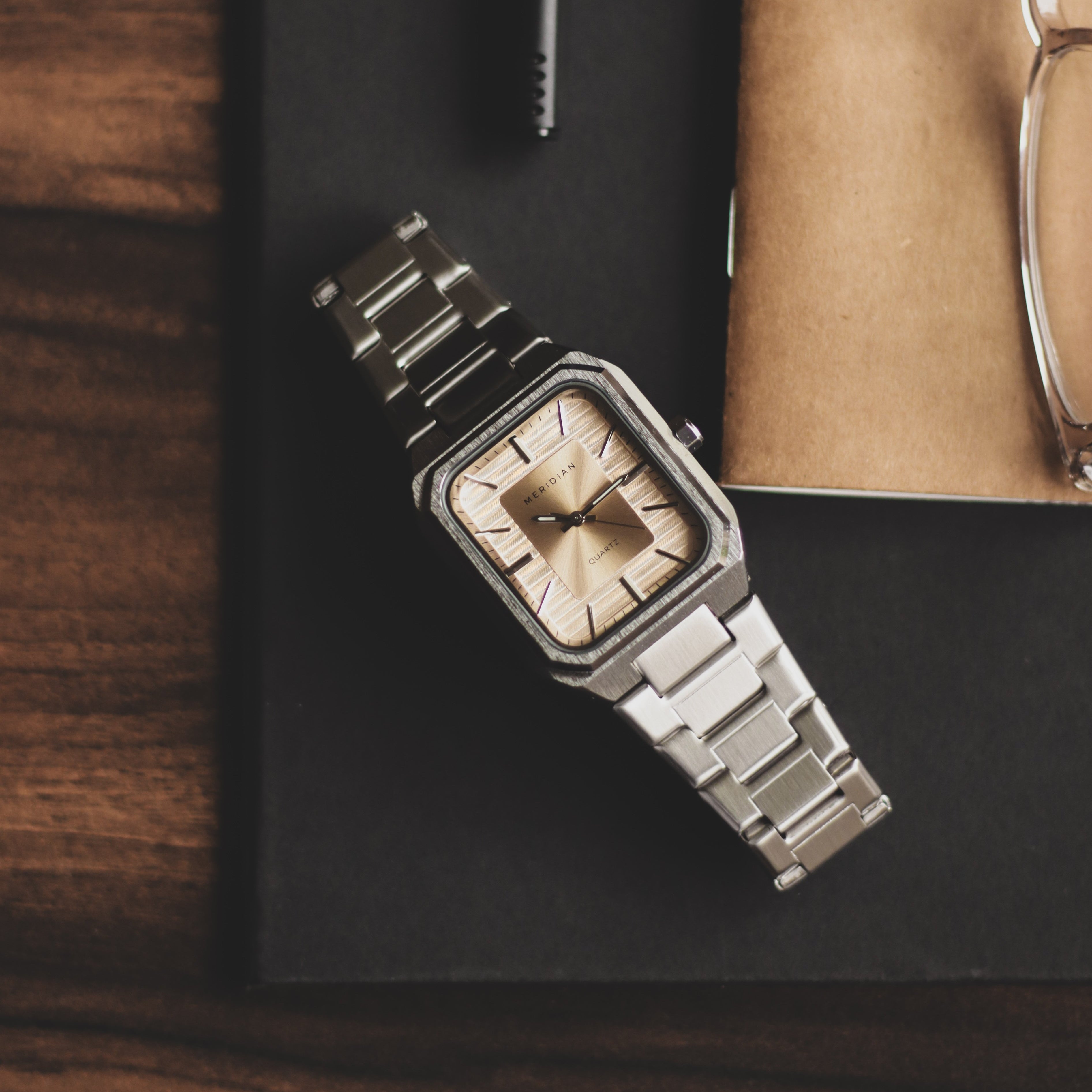 Classic // Silver & Champagne