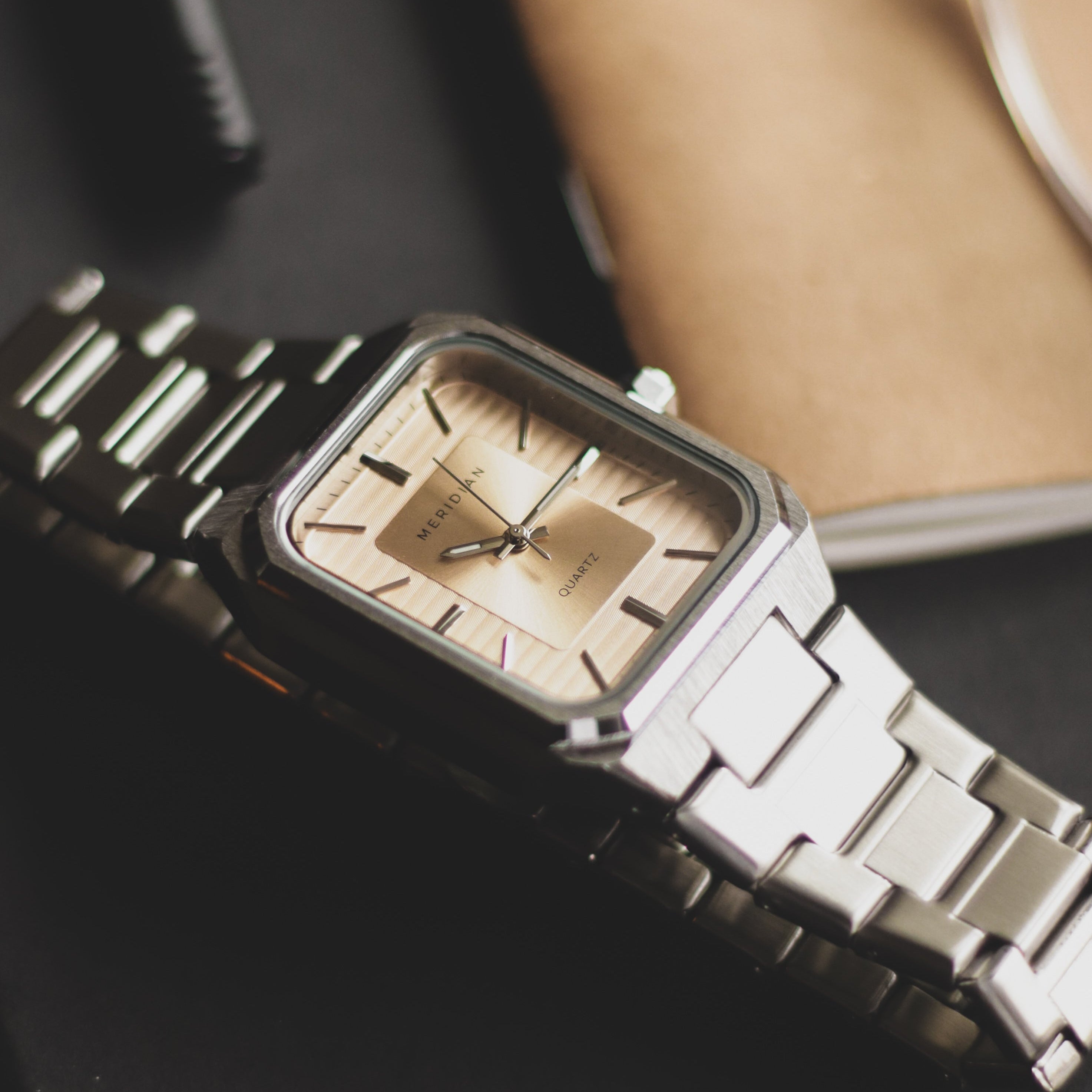 Classic // Silver & Champagne