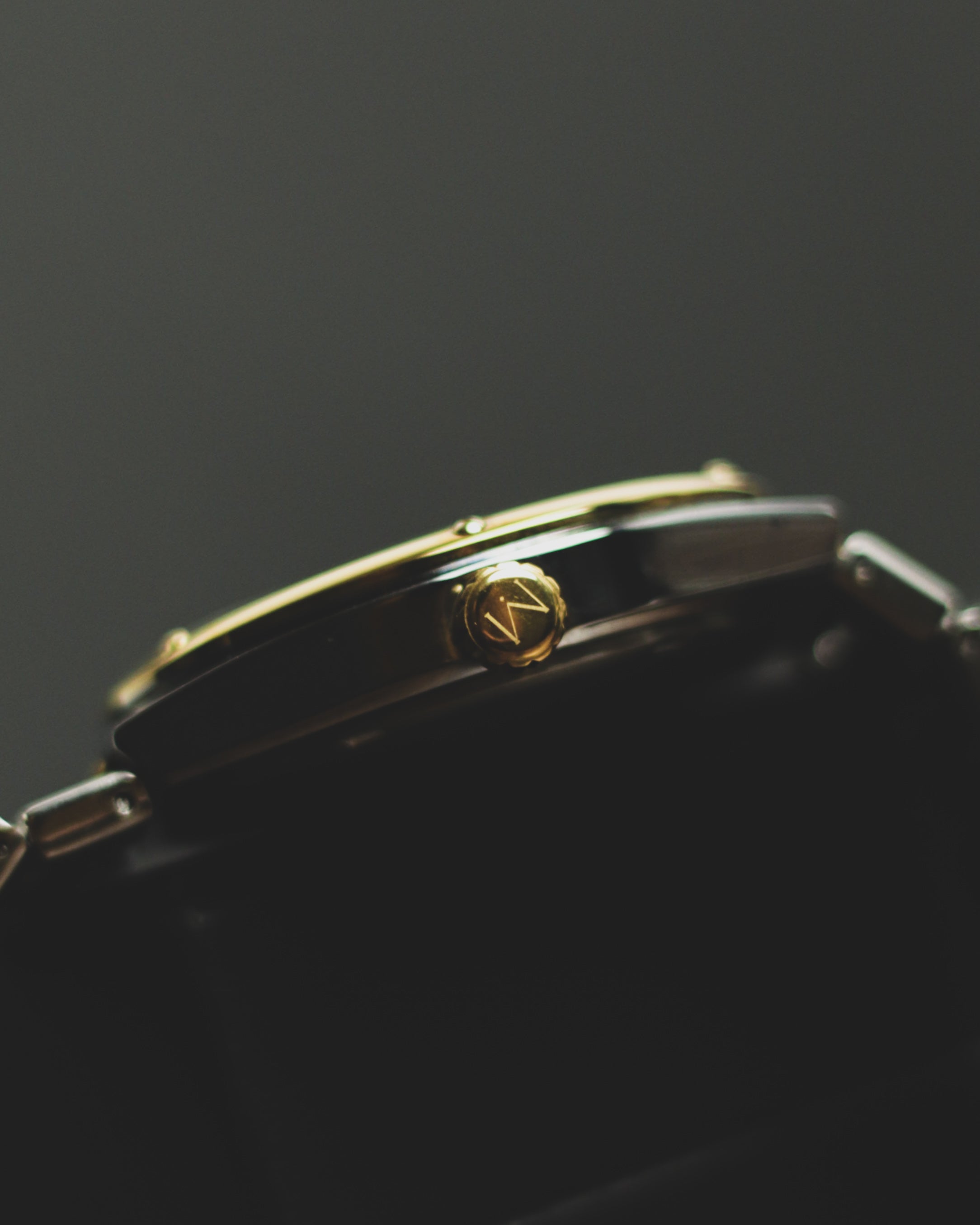 Legacy // Silver, Gold & Black