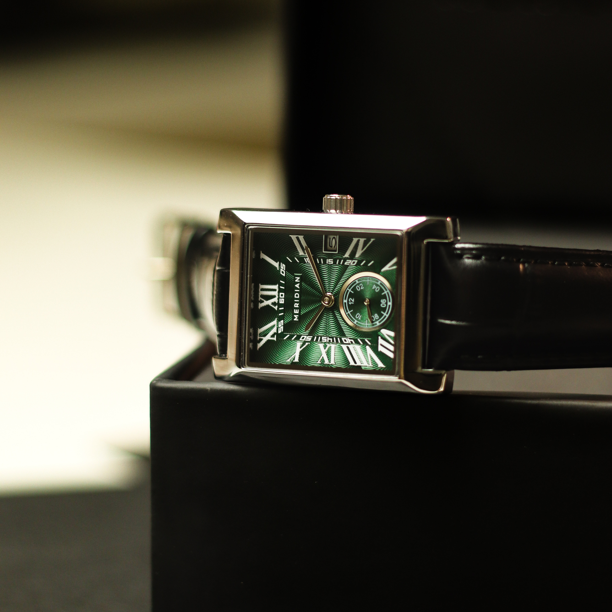 Heritage // Silver & Green Leather