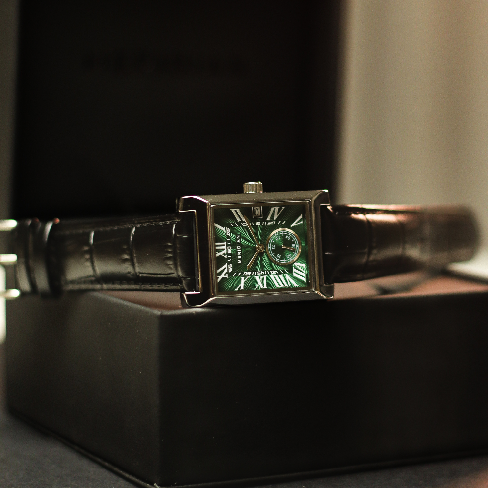 Heritage // Silver & Green Leather