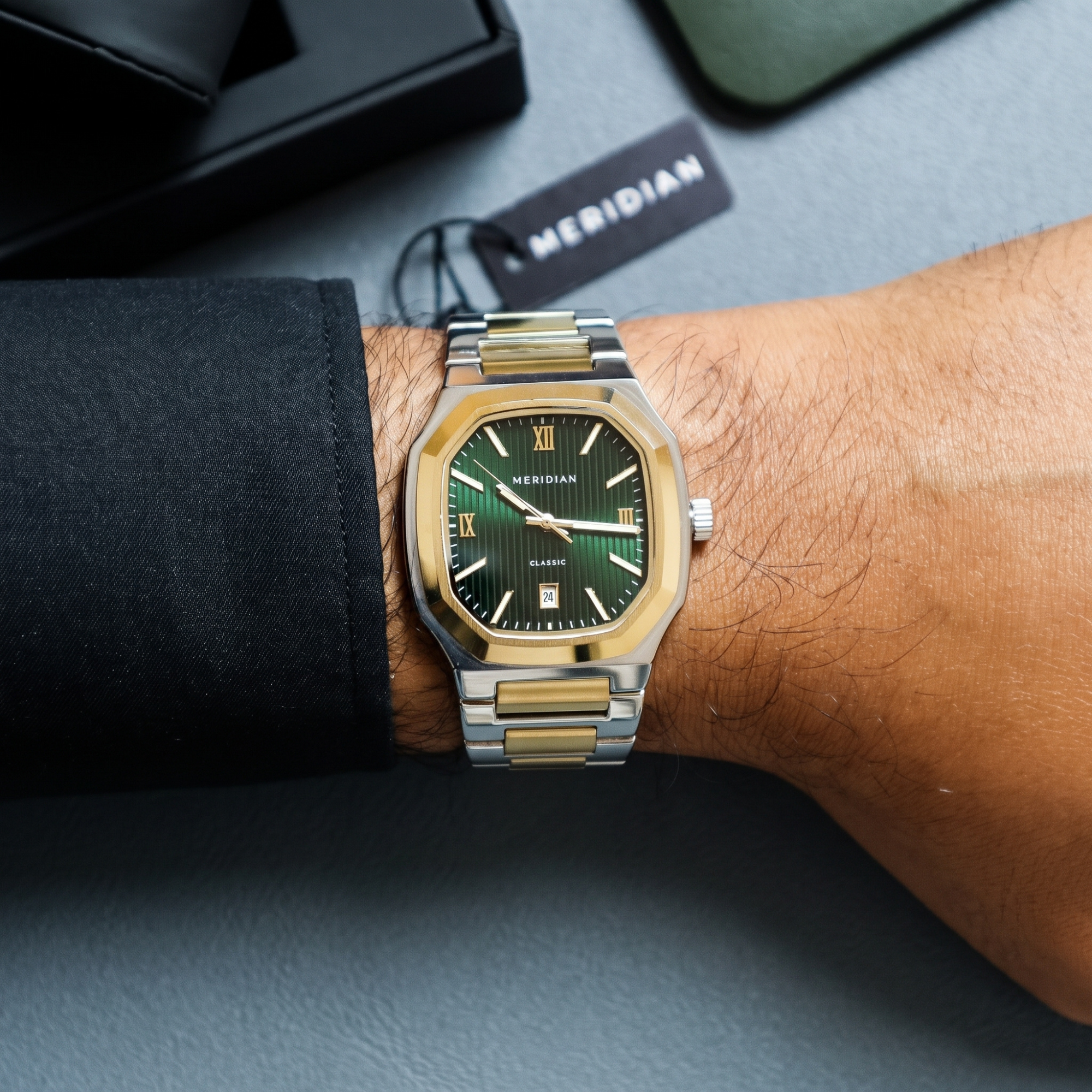 Classic // Silver, Gold & Green