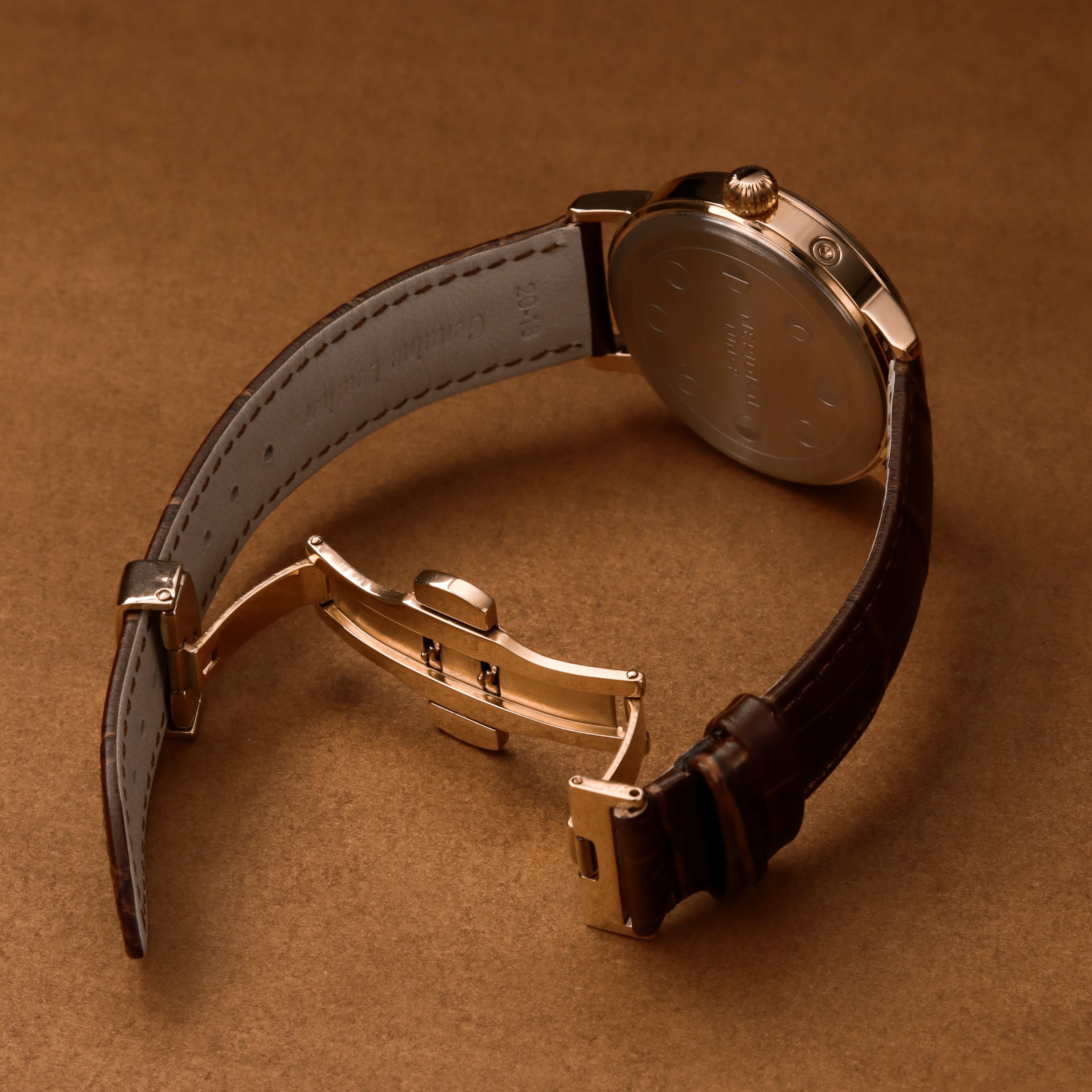 Lunar // Mocha Grey